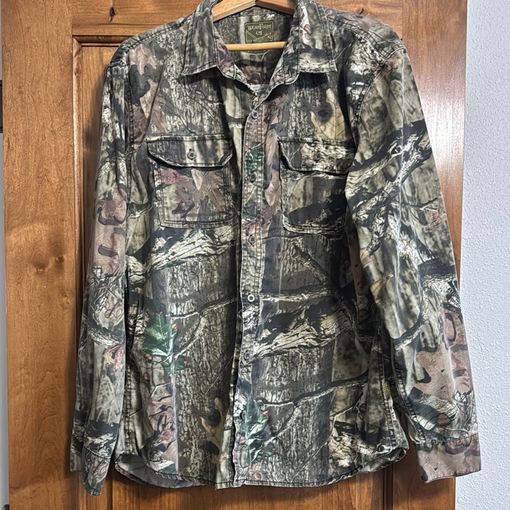 WearFirst Men's Long Sleeve Break Up Infinity Button Camo Shirts Lot of‎ 2 XL